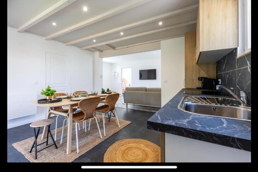 Maison A Deux Pas Du Port Lanton Eksteriør billede
